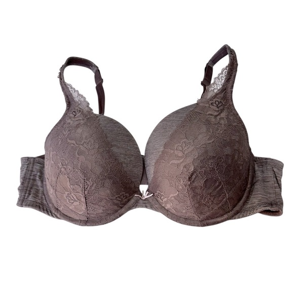 Cacique Smooth Boost Plunge Bra with Lace Overlay, Soft Lavender, 44C - Picture 1 of 6